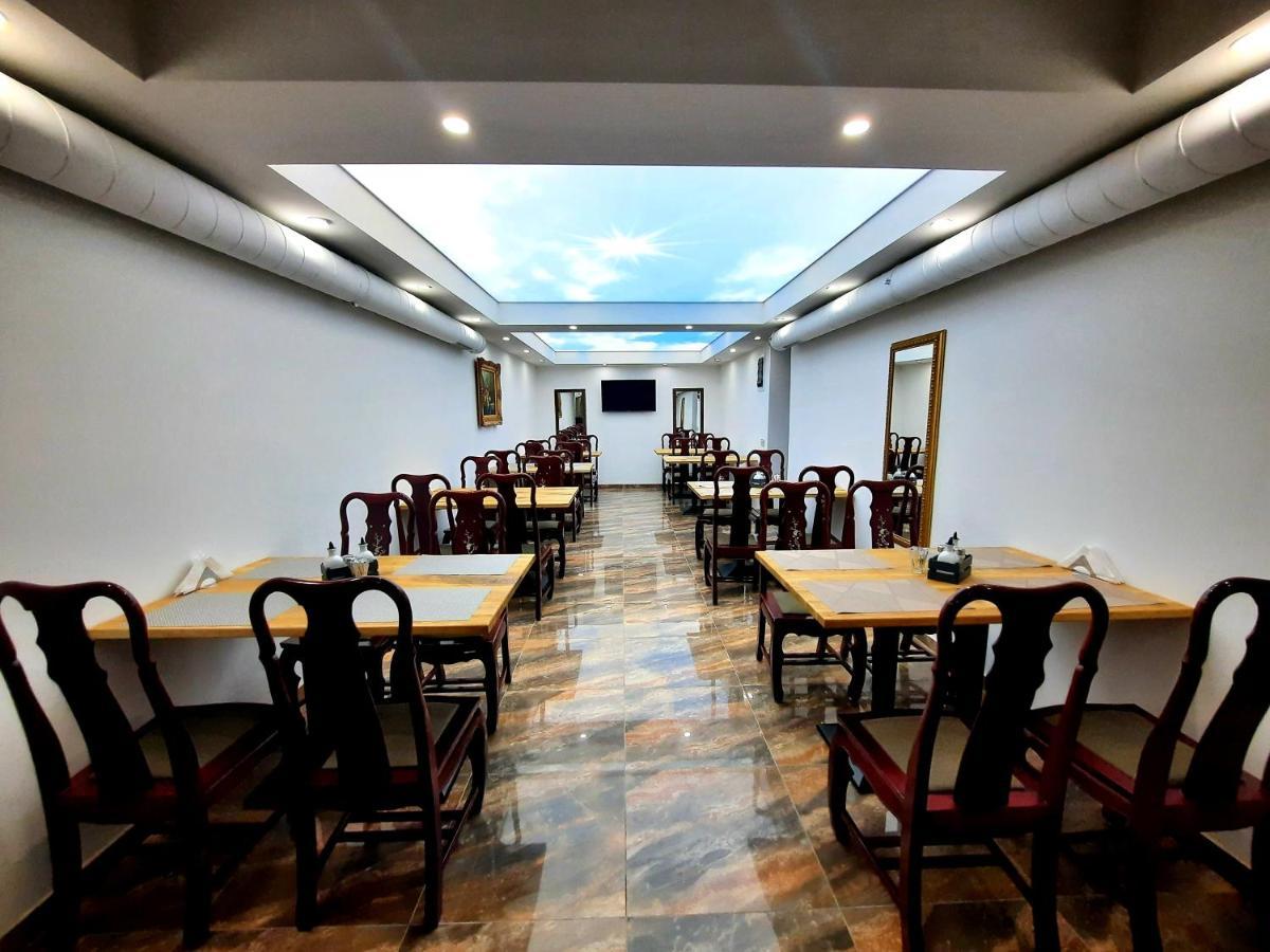 Hotel Splendid Pleven ภายนอก รูปภาพ