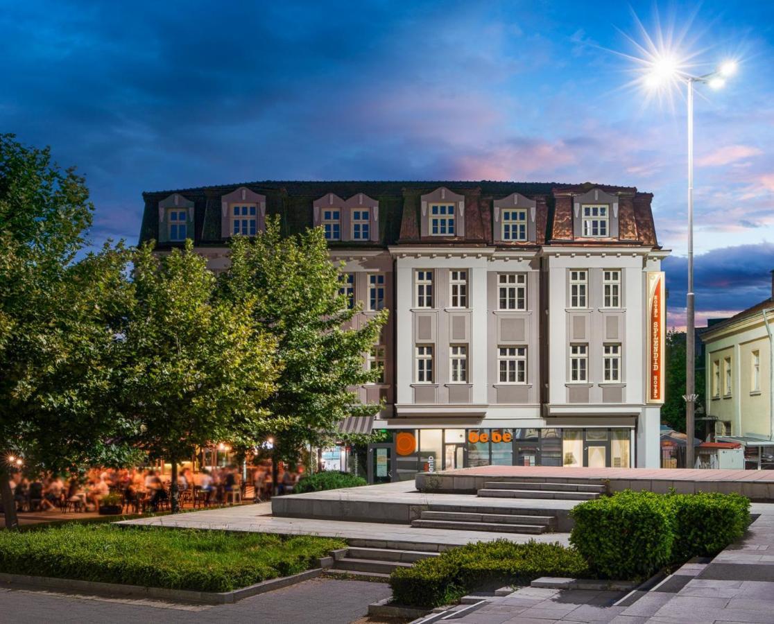 Hotel Splendid Pleven ภายนอก รูปภาพ