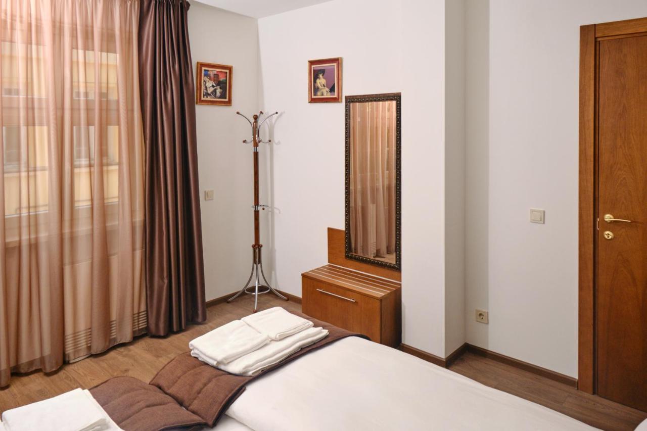 Hotel Splendid Pleven ภายนอก รูปภาพ